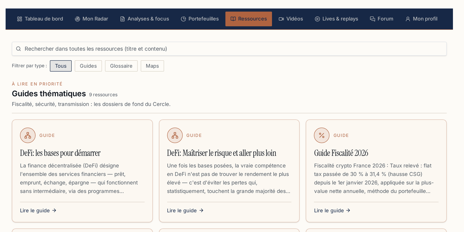 Aperçu : bibliothèque pédagogique avec fiches tokens, glossaires, narratifs